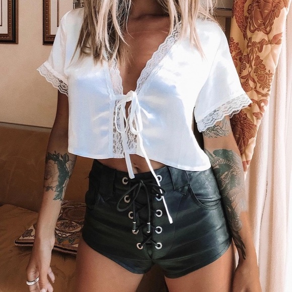 Princess Polly Pants - Skylar Lace Up Shorts